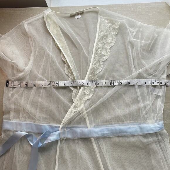 NWT Flora Sweet Vintage mesh and lace robe - Picture 6 of 8
